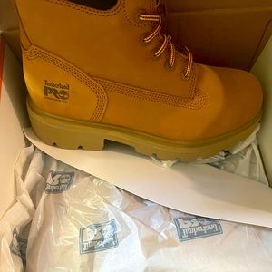 Composite toe timberland boots. Worn once. Need steel toe. Paid $230